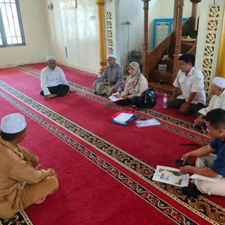 Tim Kesra Kabupaten Banjar Tinjau Langsung Usulan Rehabilitasi Masjid Al Mustaqim Desa Gunung Ulin
